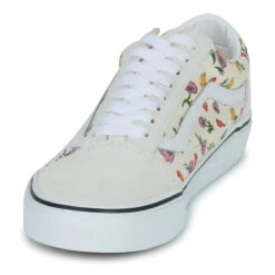 Vans Old Skool Floral -André || Geox || See By Chloé Verkoopwinkel 22872646 500 C